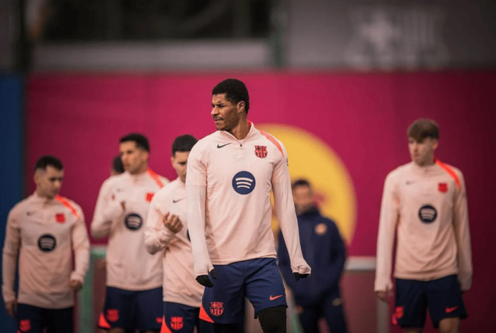 壹号娱乐下载-宁愿大幅降薪留巴萨！也不回归曼联，昔日太子无情，自降身价搞事|巴塞罗那|马库斯·拉什福德|德科|拉什福德|每日体育报_新浪新闻